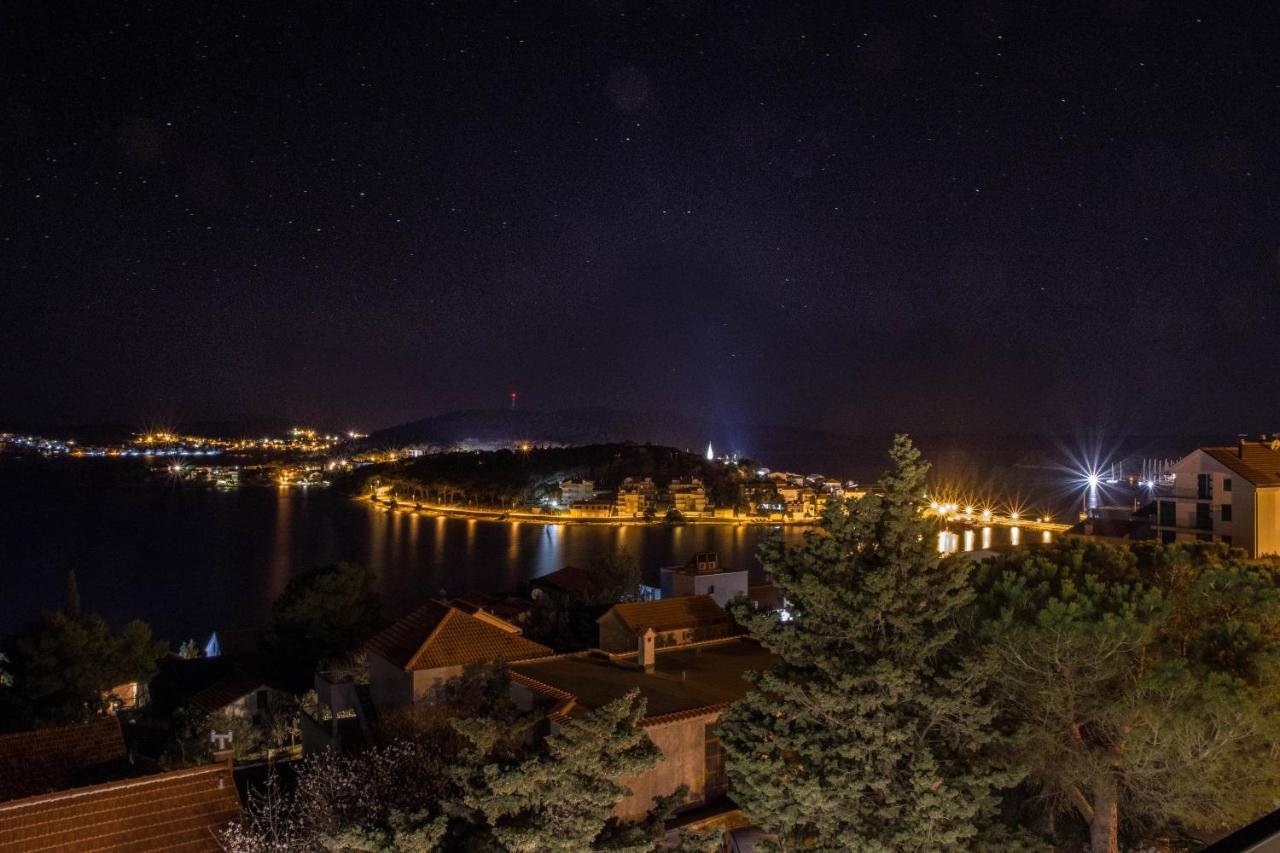The Grande - Huge Terrace - Amazing Sea Views - Tastefully Furnished - Access To Rooftop Terrace And Gym - Hillside Apartments Rogoznica Rogoznica  Buitenkant foto