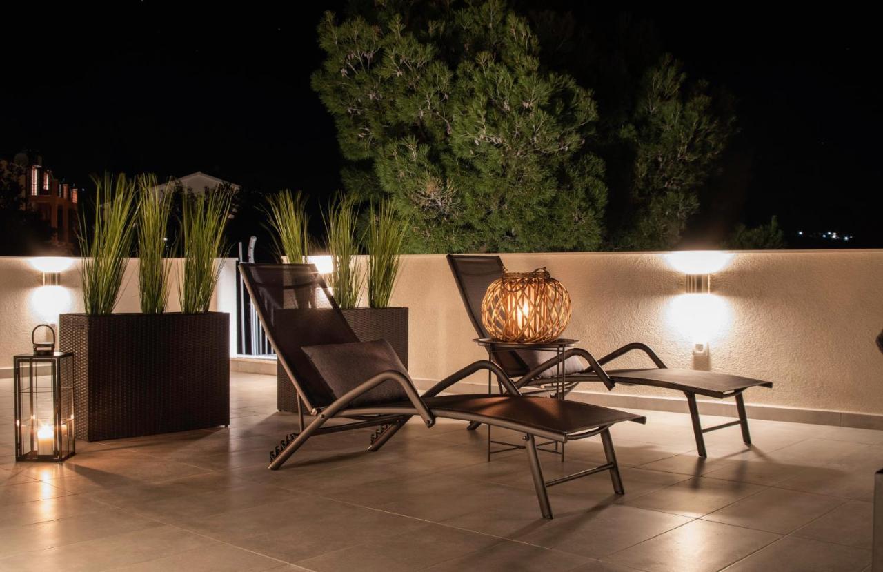 The Grande - Huge Terrace - Amazing Sea Views - Tastefully Furnished - Access To Rooftop Terrace And Gym - Hillside Apartments Rogoznica Rogoznica  Buitenkant foto
