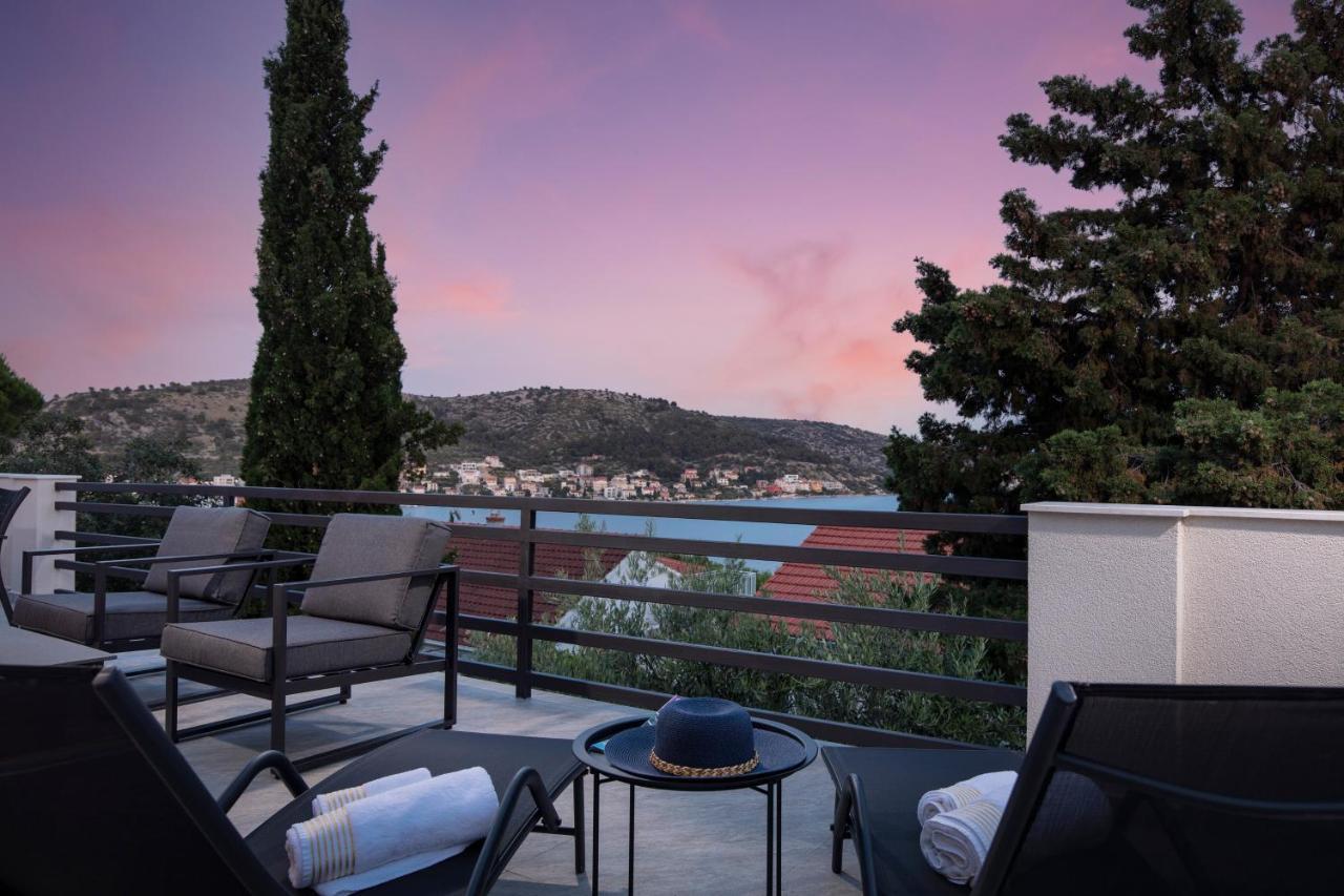 The Grande - Huge Terrace - Amazing Sea Views - Tastefully Furnished - Access To Rooftop Terrace And Gym - Hillside Apartments Rogoznica Rogoznica  Buitenkant foto